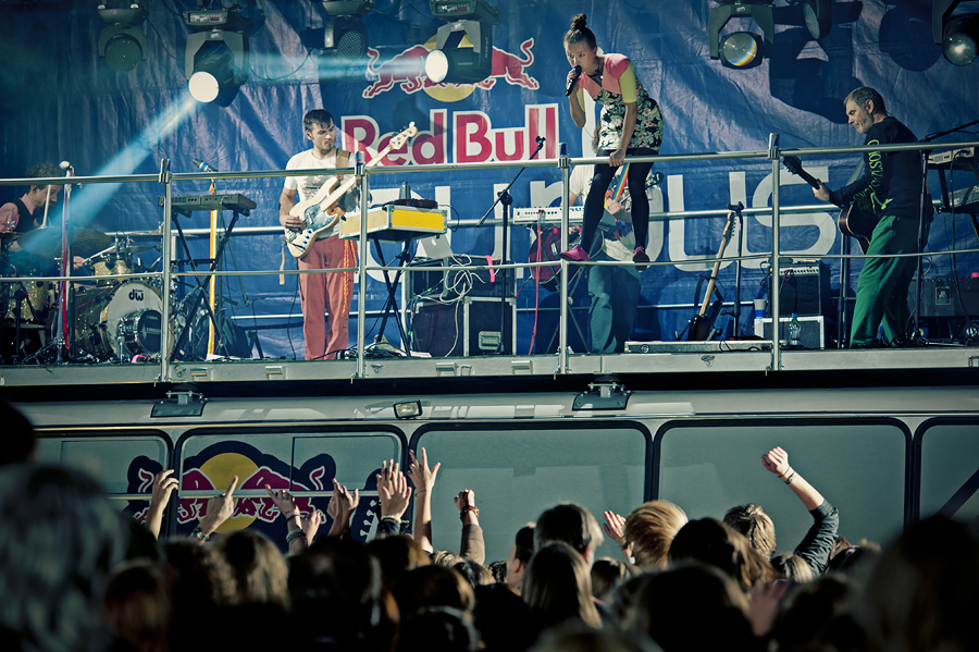 BRODKA_Red Bull Tour Bus 2011_fot. Łukasz Nazdraczew_Red Bull Content Pool(2)