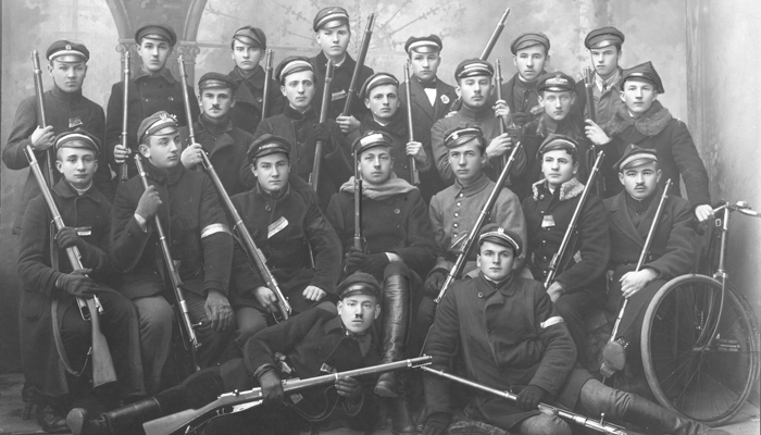 Wycieczka z Julkiem Sętowskim "ALEJE PODCZAS WYDARZEŃ 11 LISTOPADA 1918"